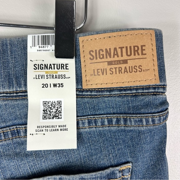 NWT Signature by Levi Strauss Pull On Denim Shorts Size 20 - Picture 4 of 10